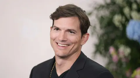 Soho House é vendida por US$ 2,7 bilhões e terá Ashton Kutcher no conselho - Imagem do artigo original