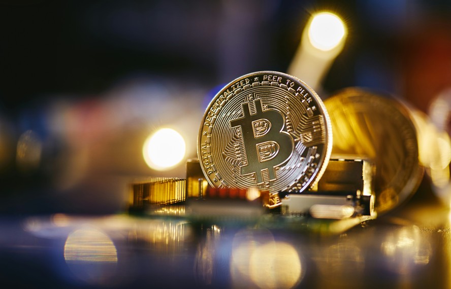 Bitcoin e ether têm leve alta após recuo e se mantêm acima de US$ 115 mil e US$ 4,3 mil - Imagem do artigo original