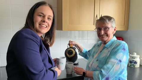 Habitações sociais nas Scottish Borders testam sistema de energia que promete cortar contas em até 85% - Imagem do artigo original