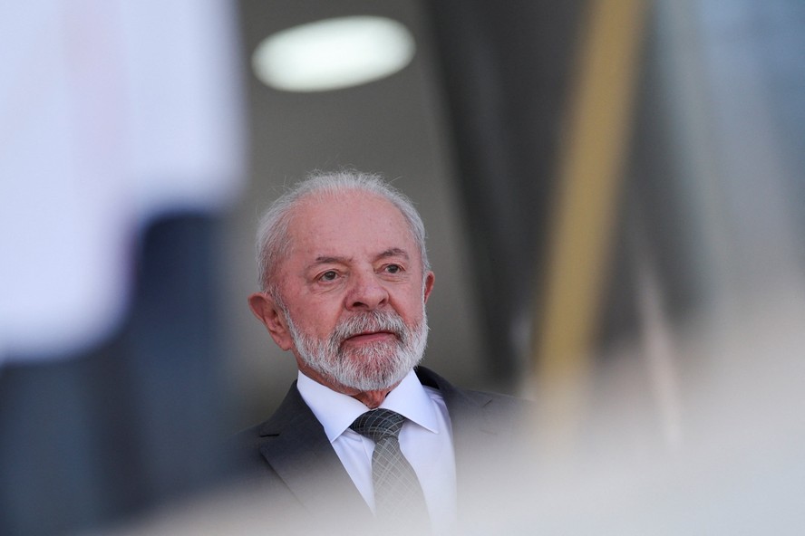 Pesquisa indica que 48% veem Lula e PT como mais corretos na resposta ao tarifaço dos EUA - Imagem do artigo original