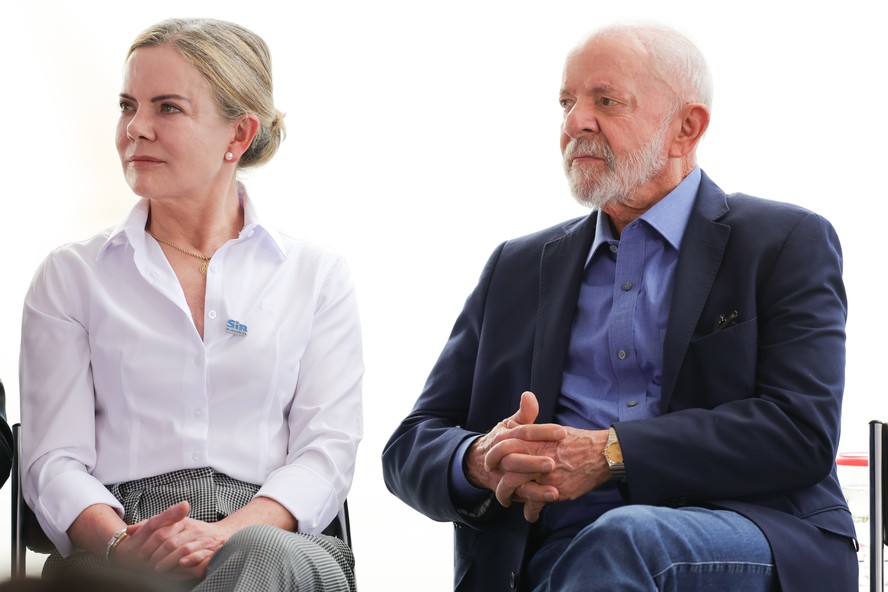Gleisi Hoffmann reconhece falhas na articulação e promete evitar uso político da CPMI do INSS - Imagem do artigo original