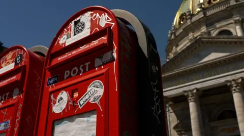 Correios estatais da Dinamarca encerrarão entrega de cartas após 400 anos - Imagem do artigo original