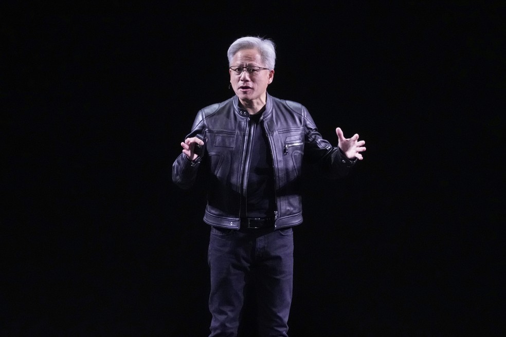 CEO da Nvidia vai a Taiwan e se reúne com TSMC em meio a restrições para chips de IA na China - Imagem do artigo original