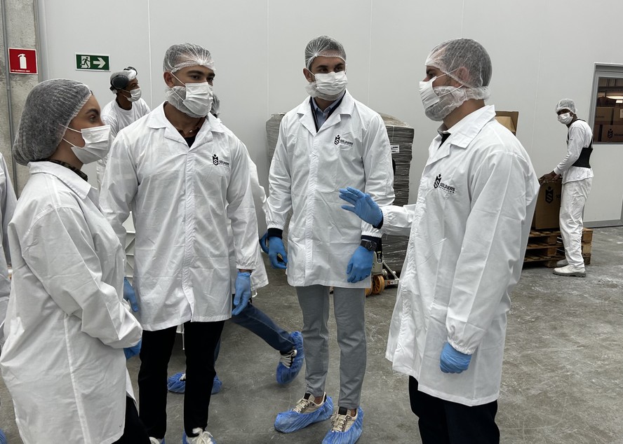 Diretor da Anvisa visita nova planta da Soldiers Nutrition em Cajamar - Imagem do artigo original