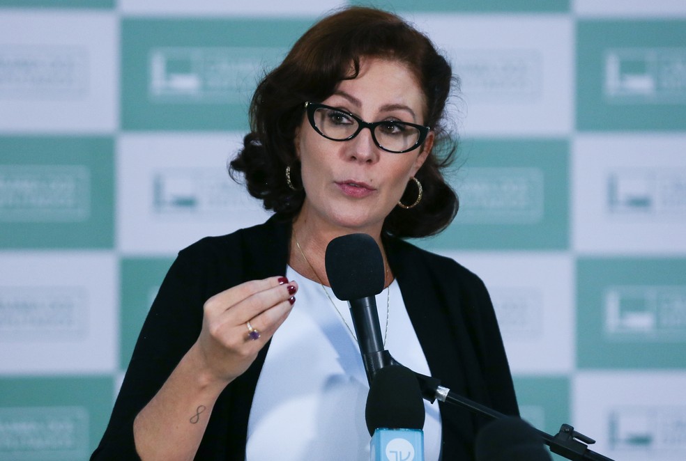 STF condena Carla Zambelli por porte ilegal de arma em placar de 9 a 2 - Imagem do artigo original