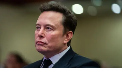 Empresas de Elon Musk processam Apple e OpenAI por suposta prática anticompetitiva - Imagem do artigo original