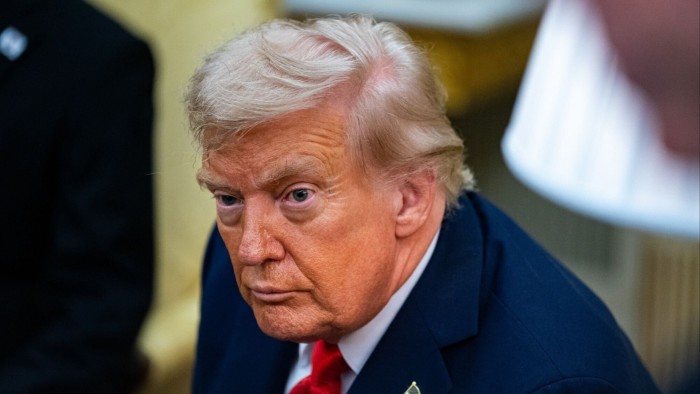 Trump ameaça tarifas e controle de exportações contra países com impostos digitais que atinjam empresas dos EUA - Imagem do artigo original