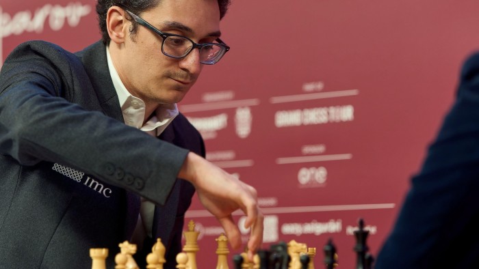 Fabiano Caruana garante vaga no Torneio de Candidatos de 2026 e lidera a Sinquefield Cup 2025 - Imagem do artigo original