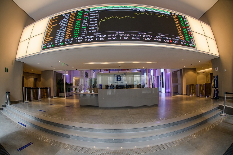 Investidores estrangeiros injetam R$ 965,9 milhões na B3 em 22 de agosto - Imagem do artigo original