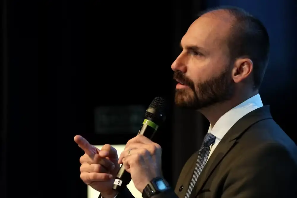 Imagem destacada - Defesa de coronel diz que Bolsonaro ordenou vigilância sobre Alexandre de Moraes