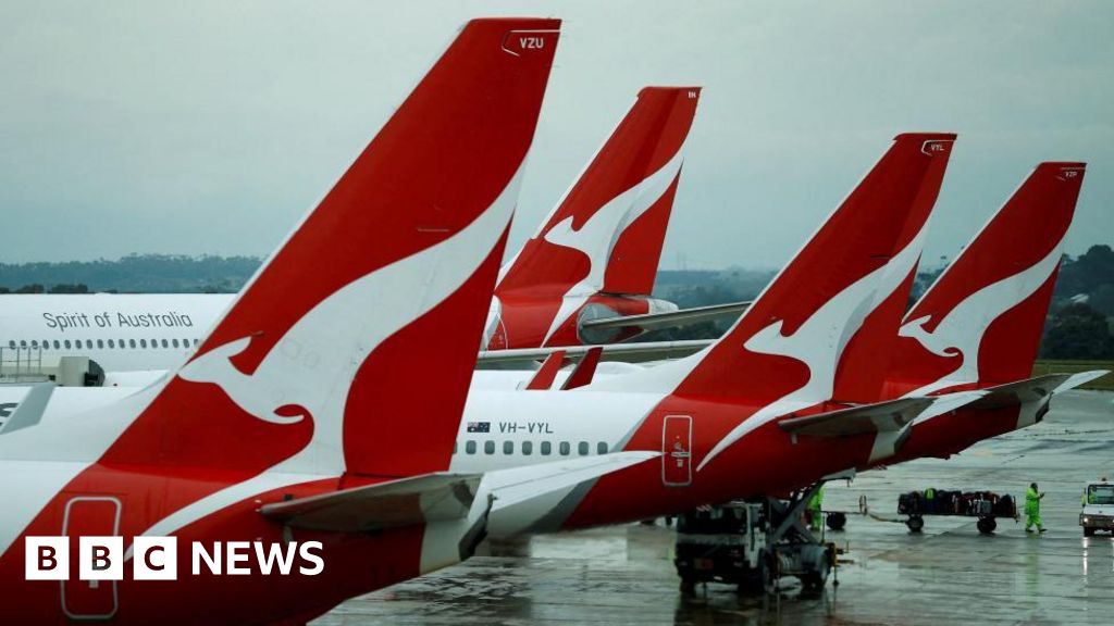 Imagem destacada - Justiça australiana multa Qantas em A$ 90 milhões por demissões ilegais na pandemia