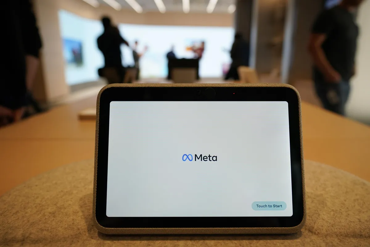Imagem destacada - AGU impõe prazo de 72 horas para Meta retirar chatbots com conteúdo sexual envolvendo perfis infantis