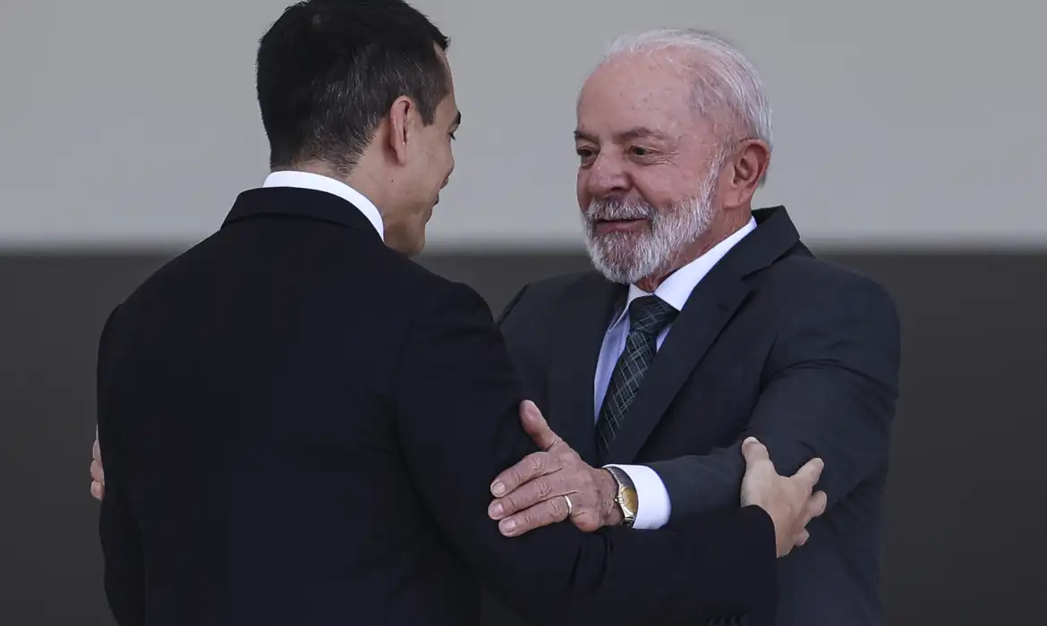 Imagem destacada - Lula e Noboa prometem cooperação contra crime organizado e dizem que divergências ideológicas ficaram para trás