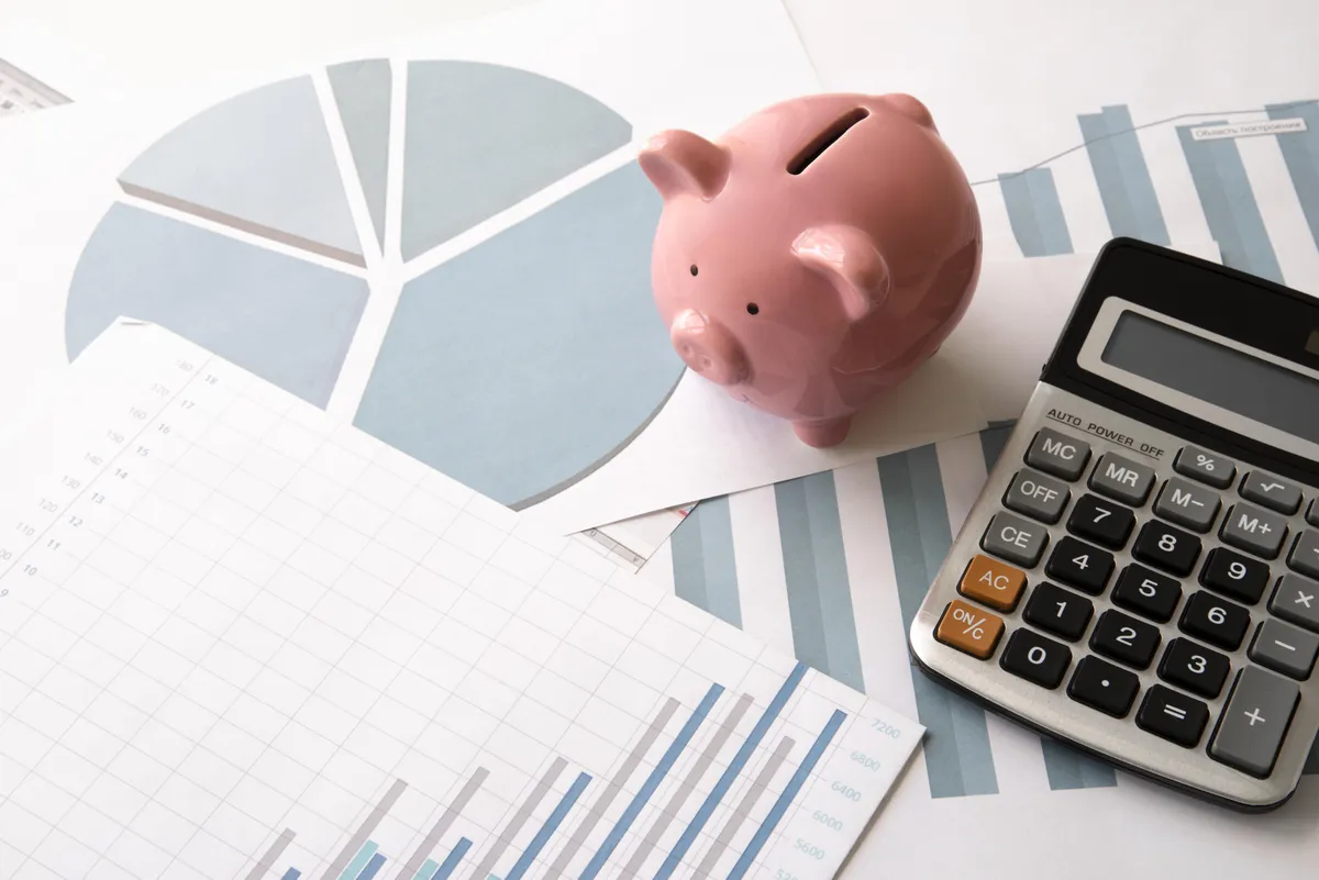 Imagem destacada - Empresas pretendem manter salários de líderes em 2026, indica consultoria