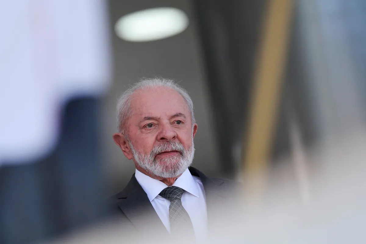 Imagem destacada - Lula pede apoio de Hugo Motta para avançar projetos do governo