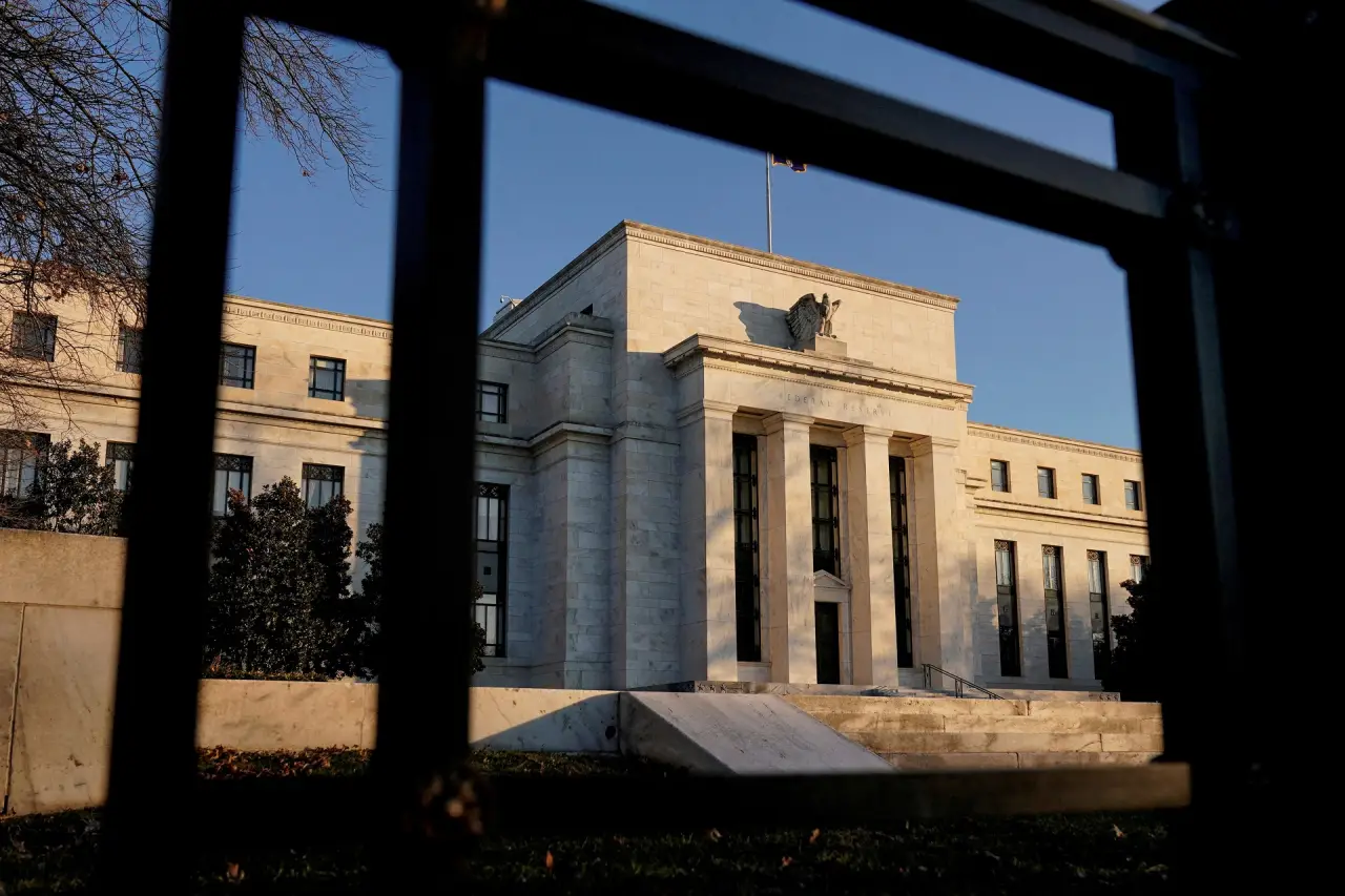 Imagem destacada - Ata do Fed revela apoio quase unânime à manutenção dos juros em julho