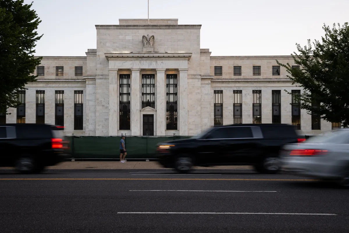 Imagem destacada - Ata do Fed revela preocupação maior com inflação do que com emprego na reunião de julho