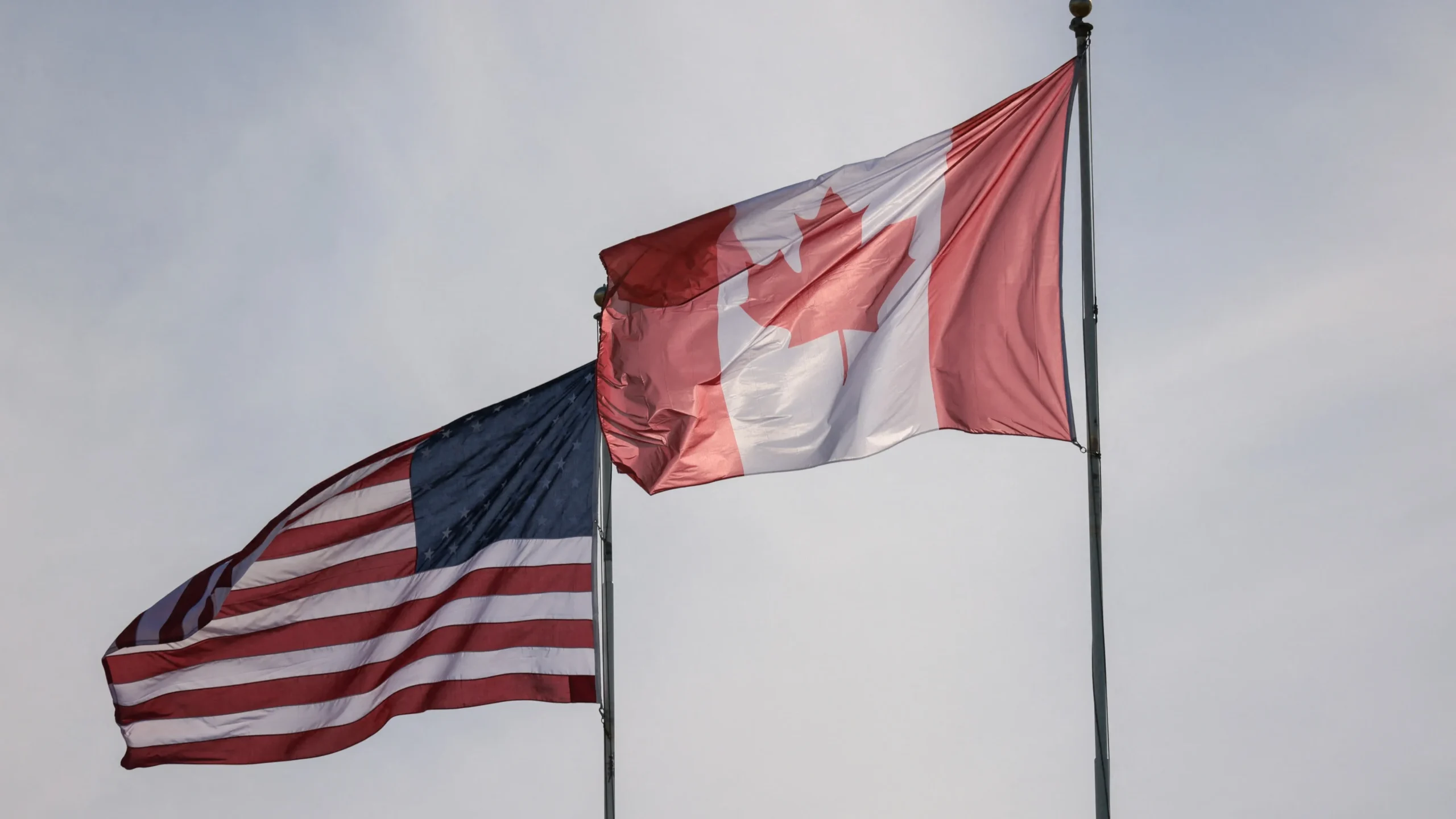 Imagem destacada - Canadá eliminará tarifas retaliatórias sobre produtos dos EUA avaliados em bilhões de dólares