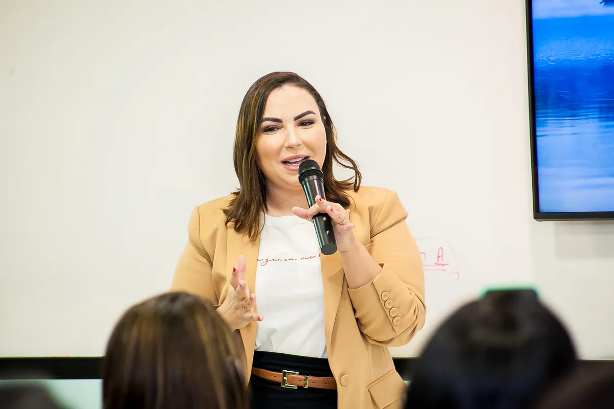 Imagem destacada - Evento em Vila Velha reúne mentores e infoprodutores para explorar uso prático da inteligência artificial
