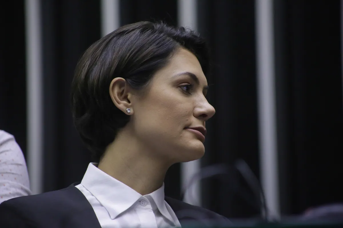 Imagem destacada - Malafaia contesta operação da PF e Michelle Bolsonaro acusa polícia de tentar manchar sua imagem