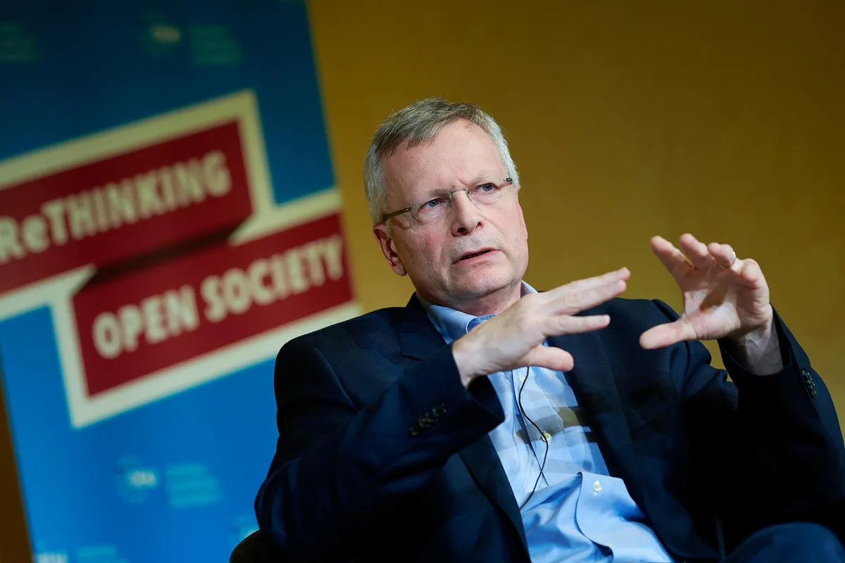 Imagem destacada - Economista de Harvard afirma que tarifaço de Trump não favorece nem os próprios americanos