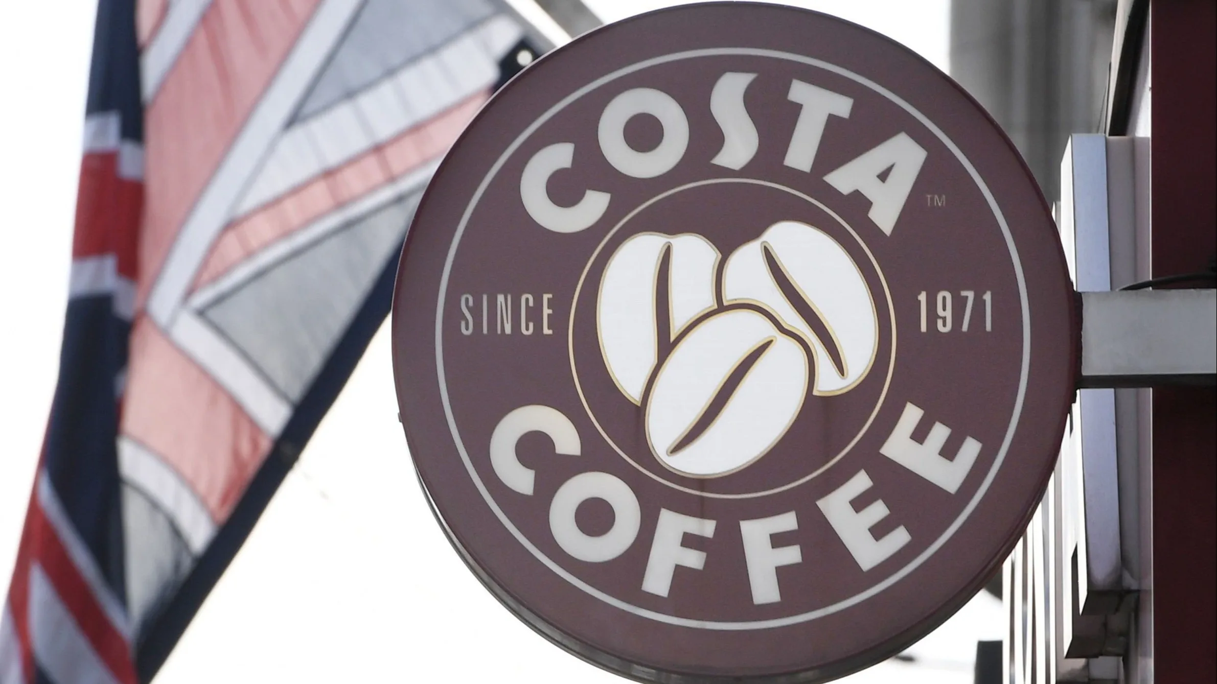 Imagem destacada - Coca-Cola avalia venda da rede Costa Coffee