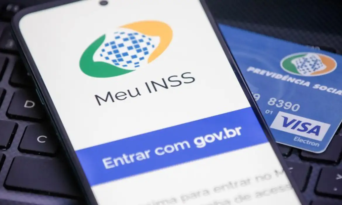 Imagem destacada - Planalto reorganiza equipe na CPI do INSS e tenta convocar Bolsonaro para dividir foco das investigações