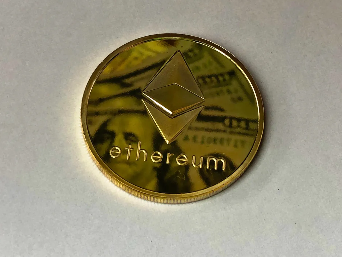 Imagem destacada - Ethereum volta a bater recorde após quatro anos e supera US$ 4,9 mil