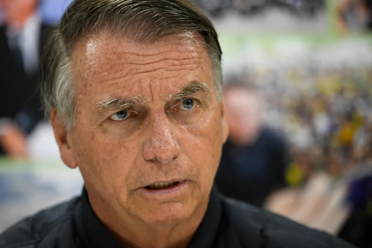 Imagem destacada - Maioria dos brasileiros considera justa a prisão domiciliar de Bolsonaro, indica Genial/Quaest
