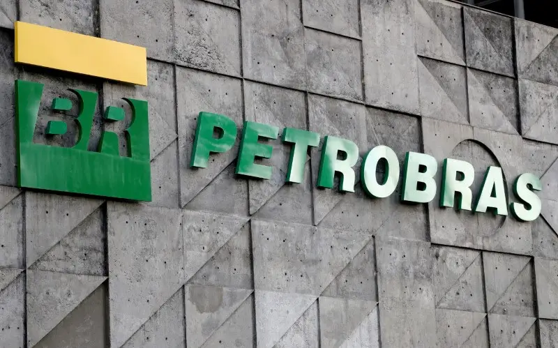 Imagem destacada - Participação da Petrobras em contratos de gás cai de 100% para 69% entre 2021 e 2024