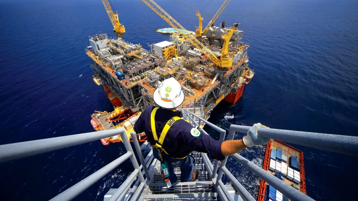 Imagem destacada - Preços do petróleo sobem com expectativa de corte de juros nos EUA e dúvidas sobre pausa no conflito na Ucrânia