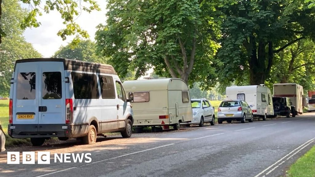 Imagem destacada - Conselho de Bristol pede apoio do vice-premiê britânico para enfrentar aumento de moradores em vans