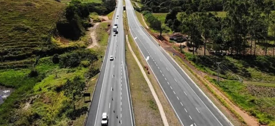 Imagem destacada - Ecorodovias renova contrato da Ecovias 101 e garante gestão da BR-101/ES/BA por 24 anos